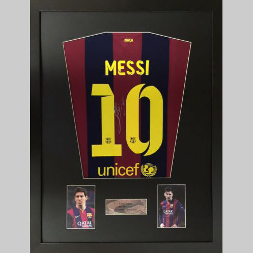 V-Shirt style DIY Frame - Portrait photo cutouts with plaque