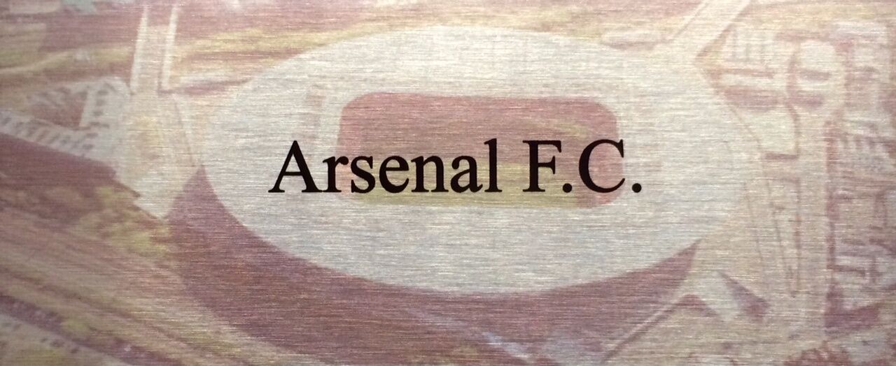 FRAME FOR FOOTBALL SHIRT-SIGNED SHIRT FRAME-ARSENAL FC **UK's NO1 SHIRT FRAME*